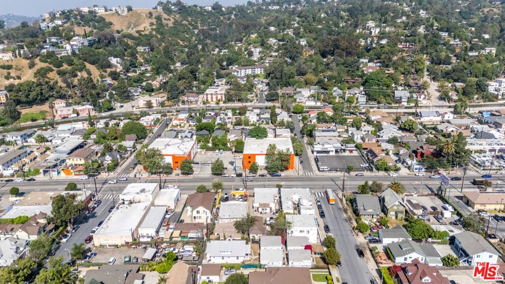 4122 N Figueroa Street