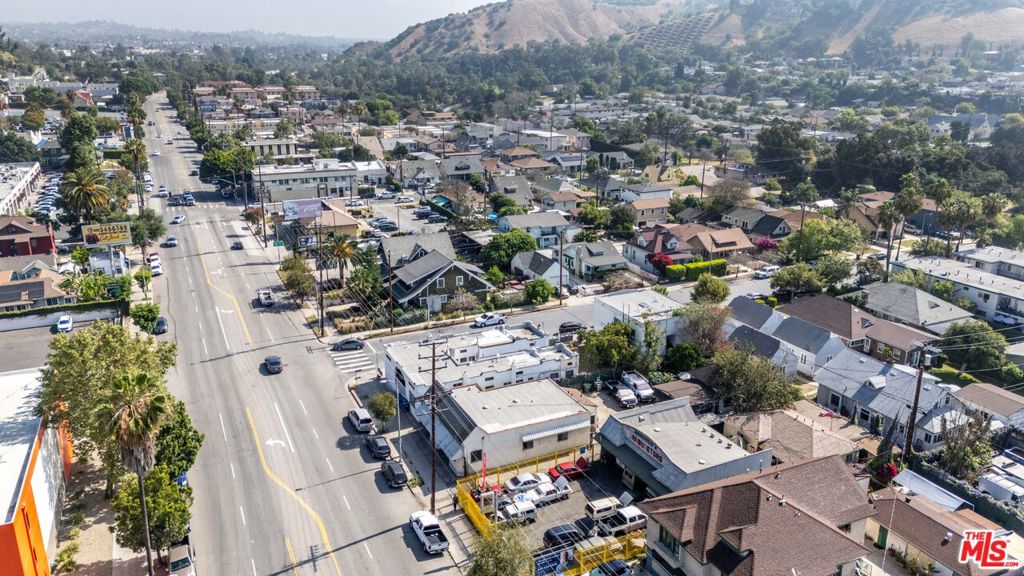 4122 N Figueroa Street