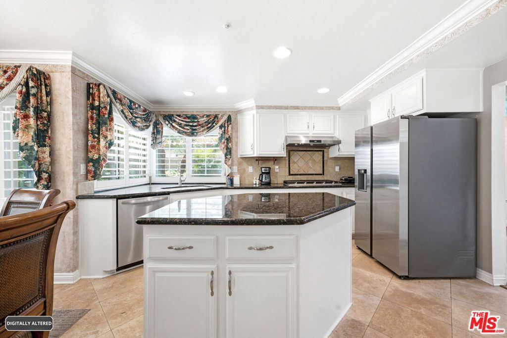 14282 Rideout Court