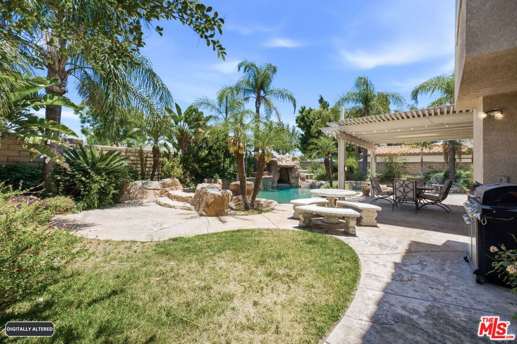 14282 Rideout Court