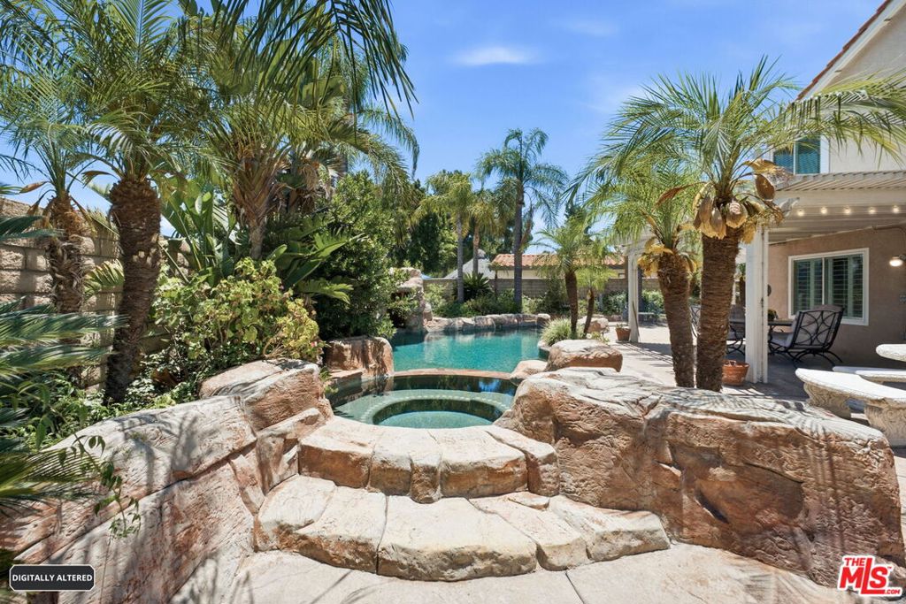 14282 Rideout Court