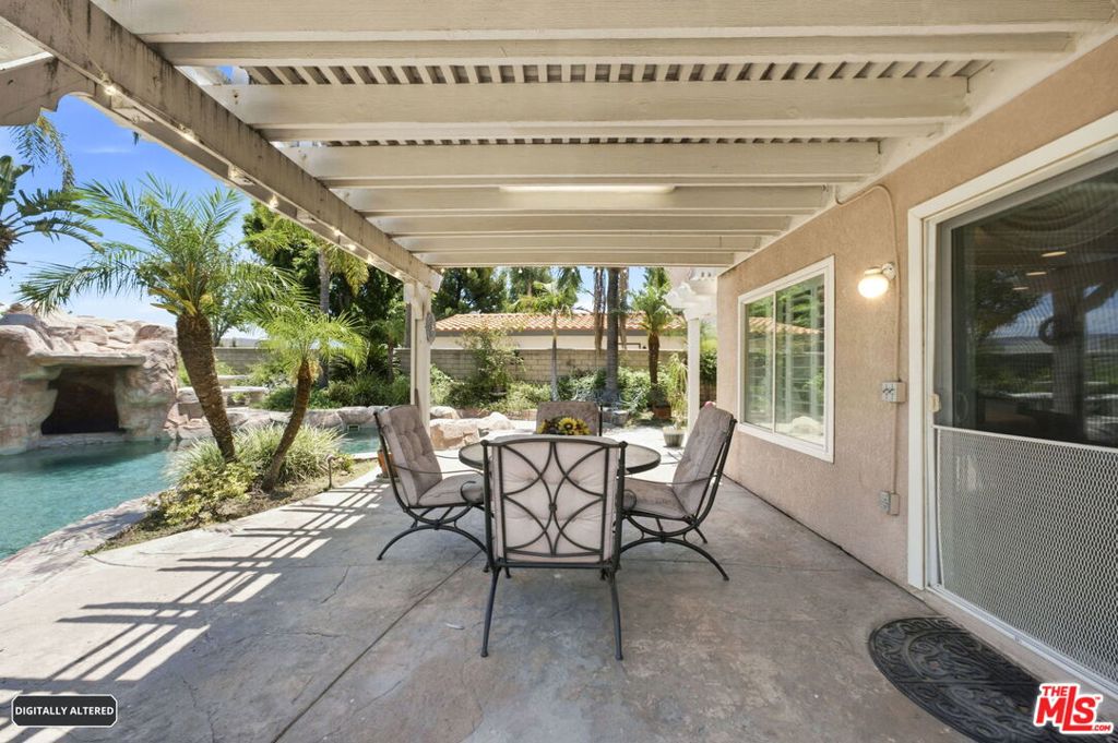 14282 Rideout Court