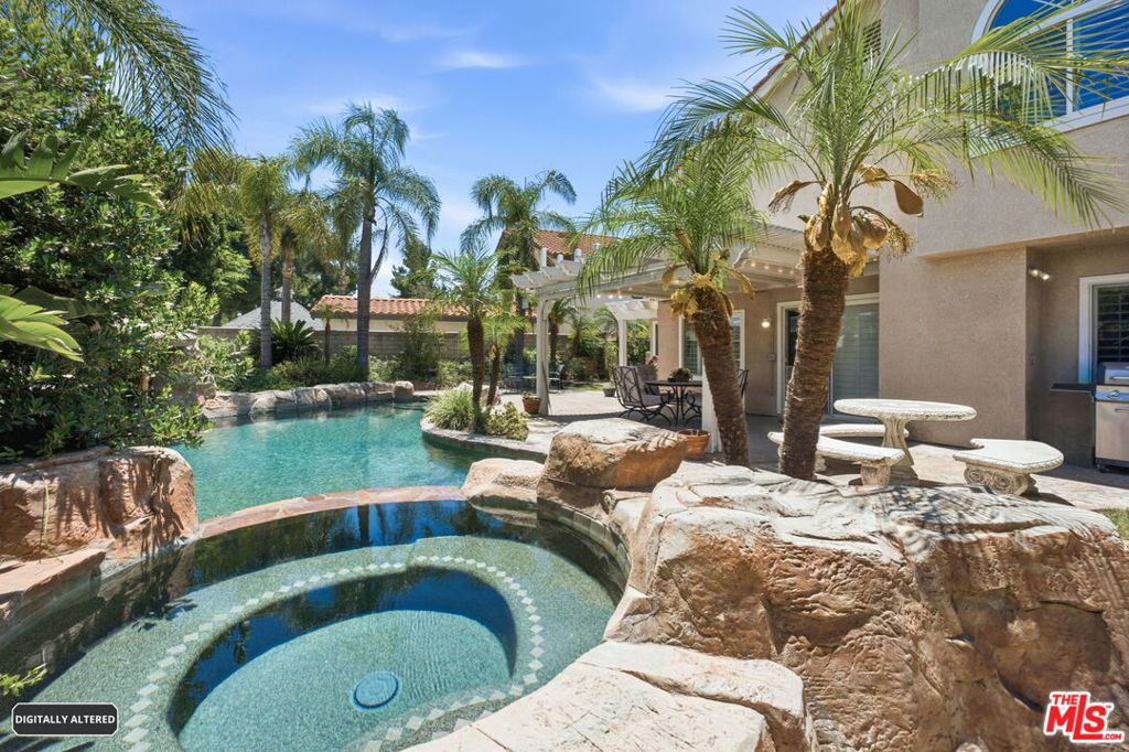 14282 Rideout Court