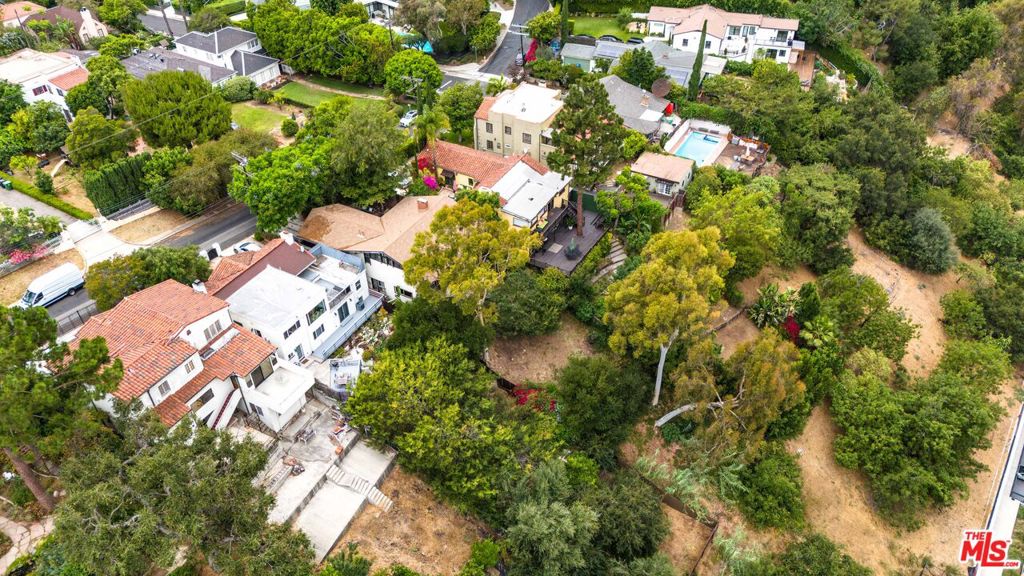 3147 Waverly Drive