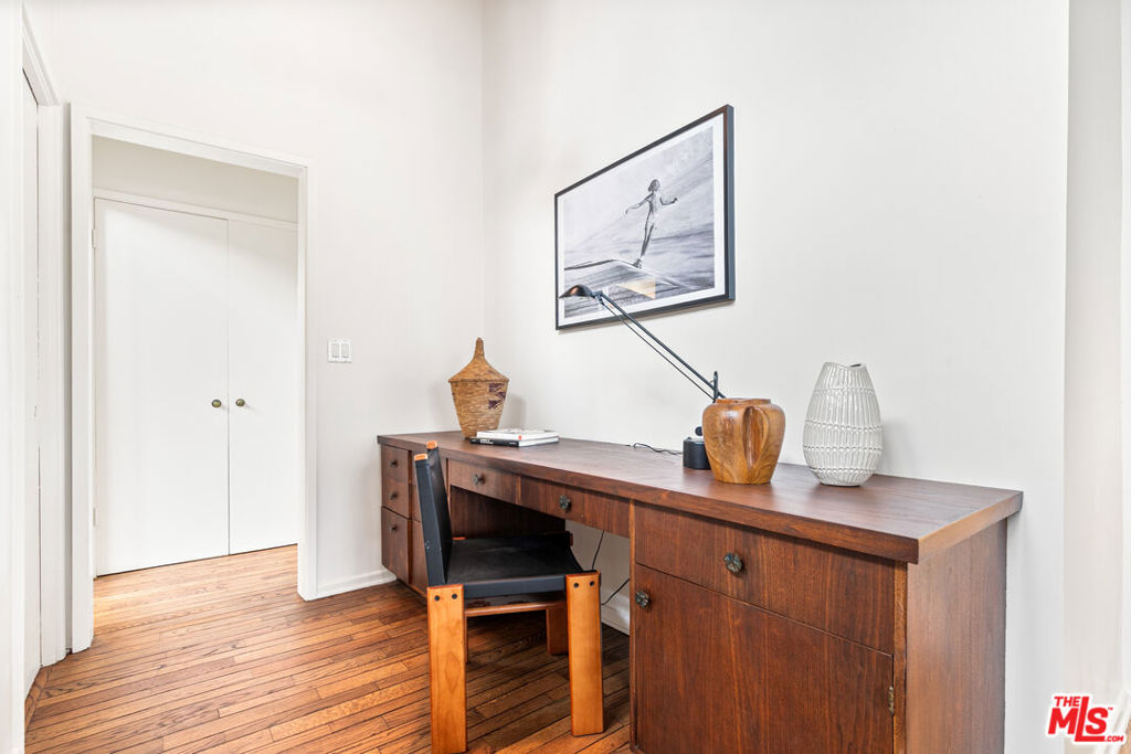 3147 Waverly Drive
