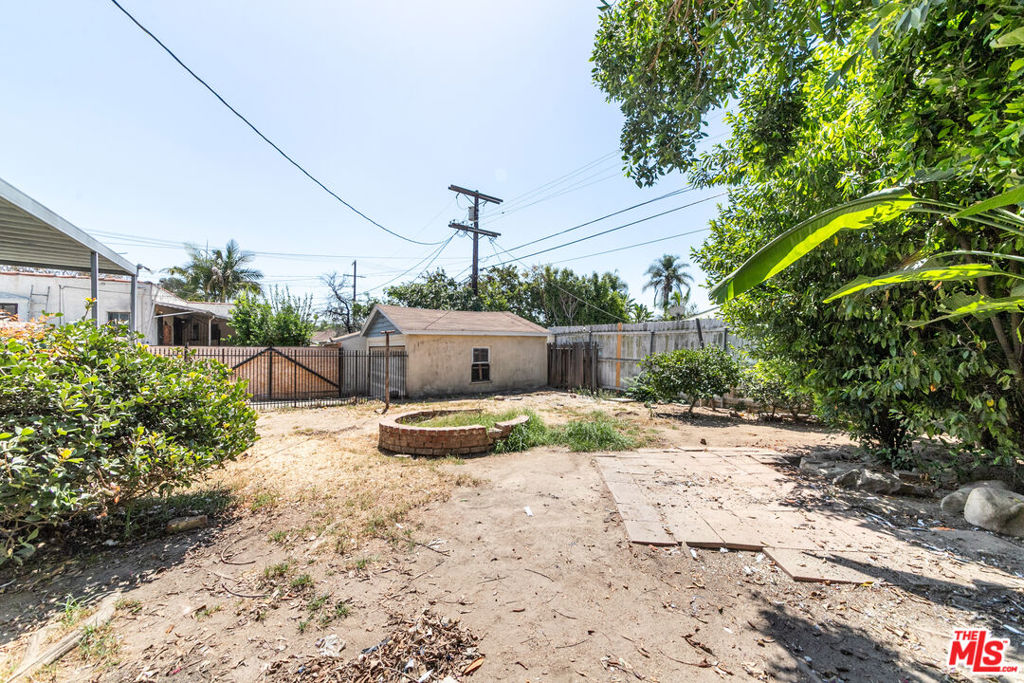 4414 Ambrose Avenue