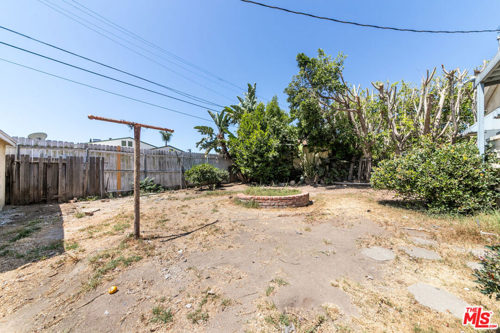 4414 Ambrose Avenue