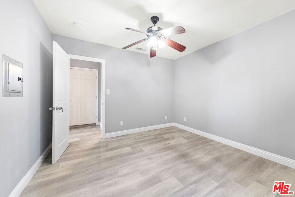20603 Budlong Avenue