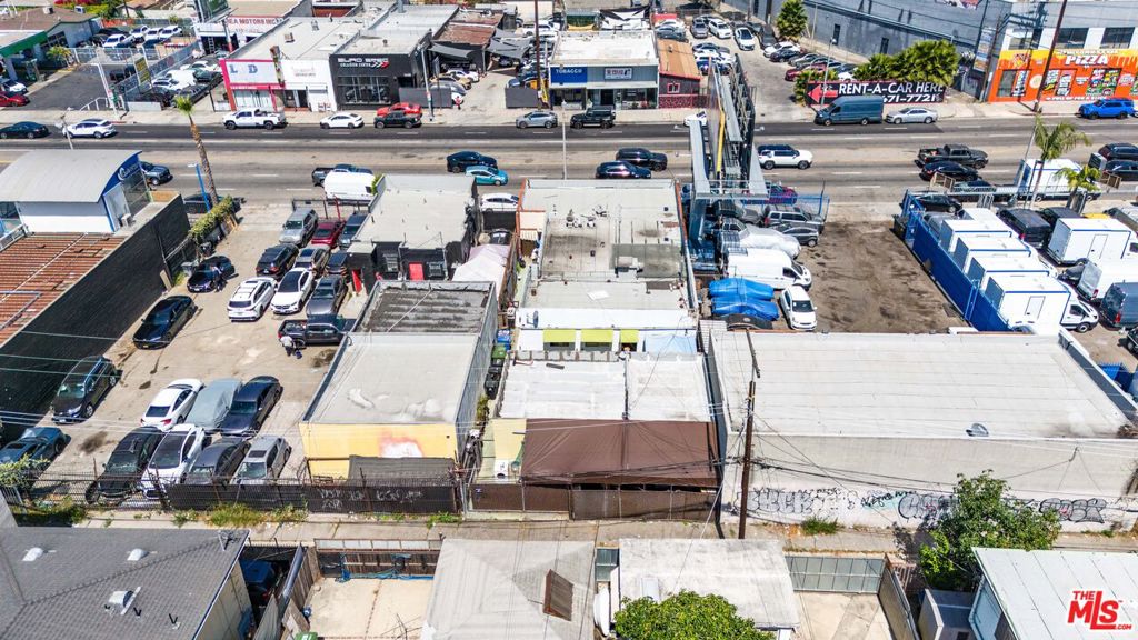 1430 S La Brea Avenue