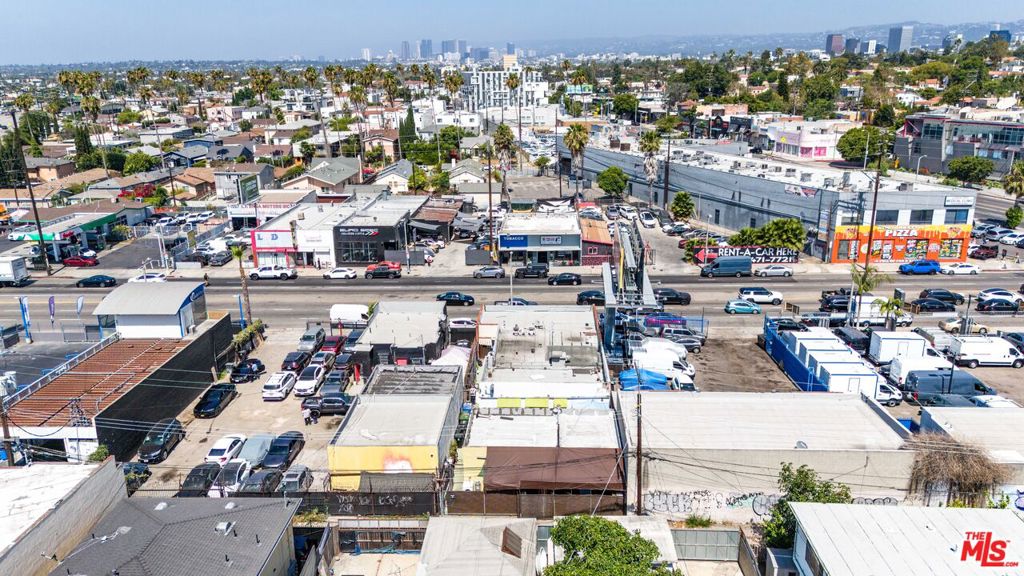 1430 S La Brea Avenue