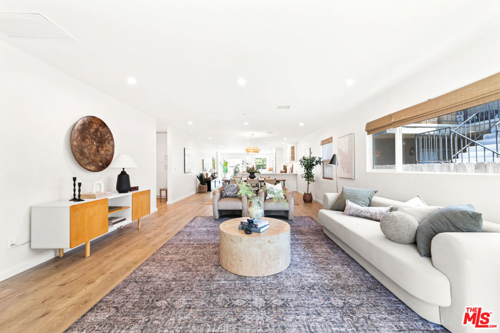 4338 Campbell Drive