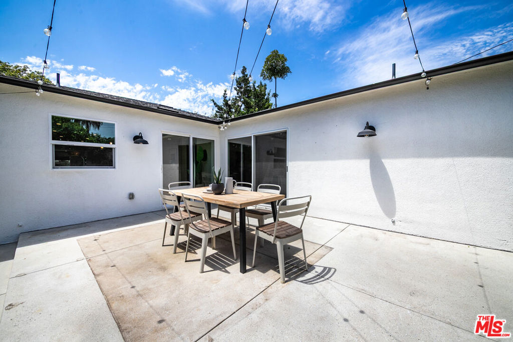 4338 Campbell Drive