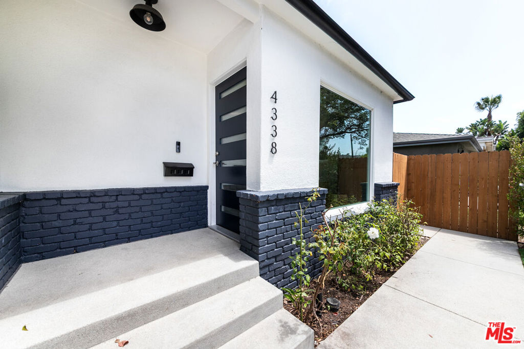4338 Campbell Drive