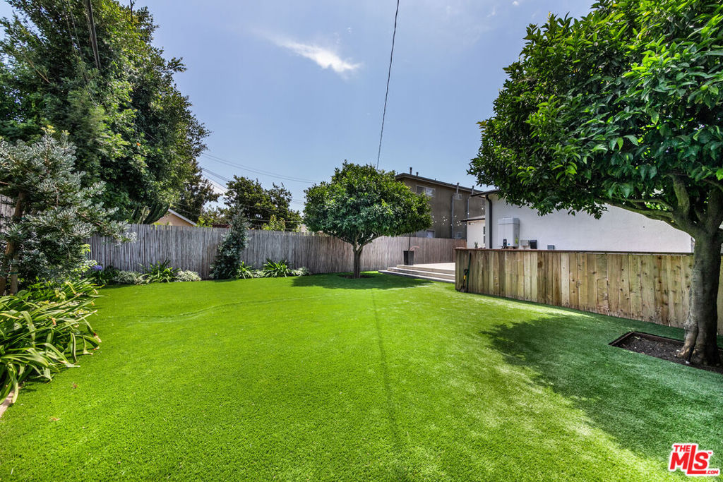 4338 Campbell Drive