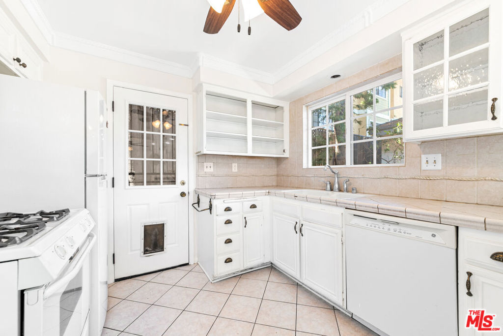 17 Palmetto Drive