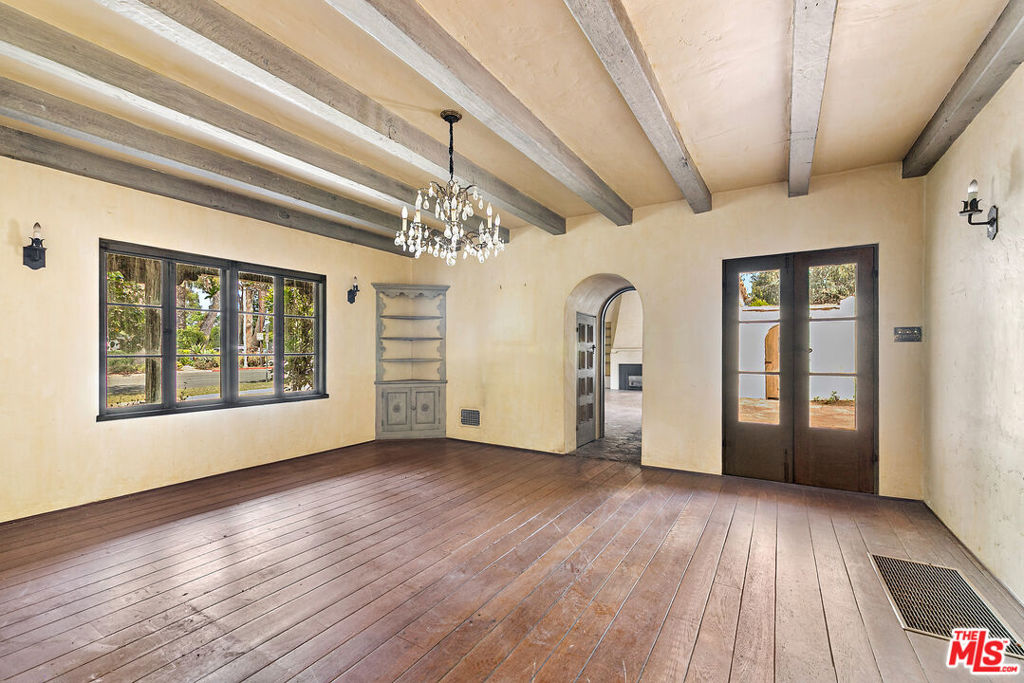 624 Alta Avenue
