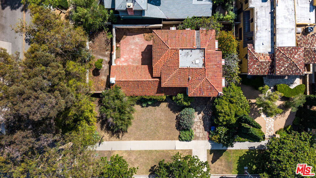 624 Alta Avenue