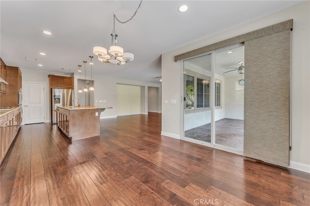 44529 Howell Mountain Street