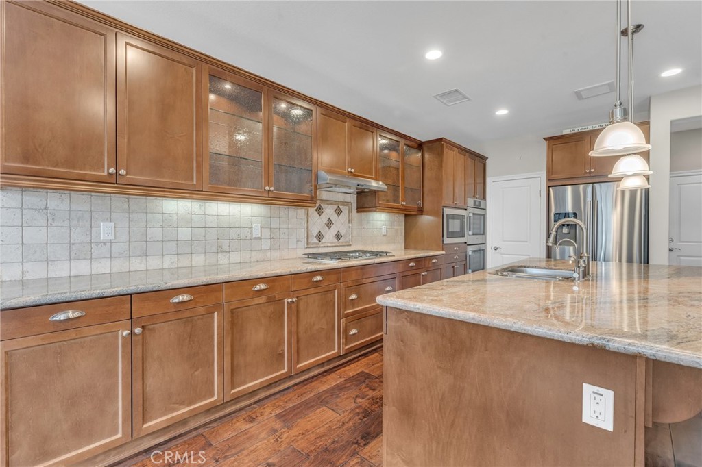 44529 Howell Mountain Street