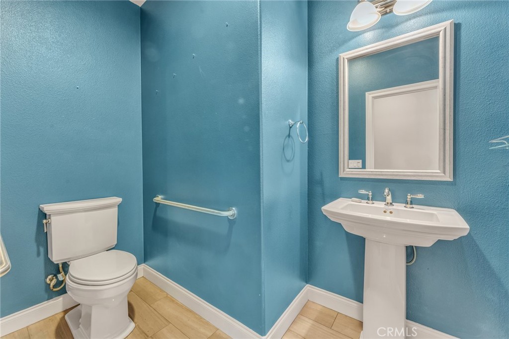 44529 Howell Mountain Street