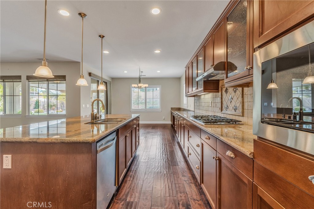 44529 Howell Mountain Street