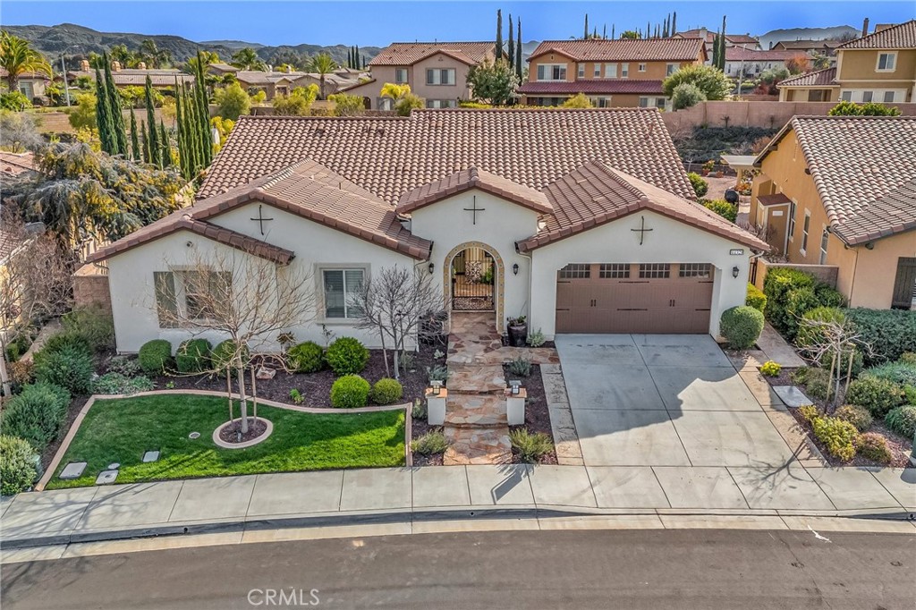 44529 Howell Mountain Street