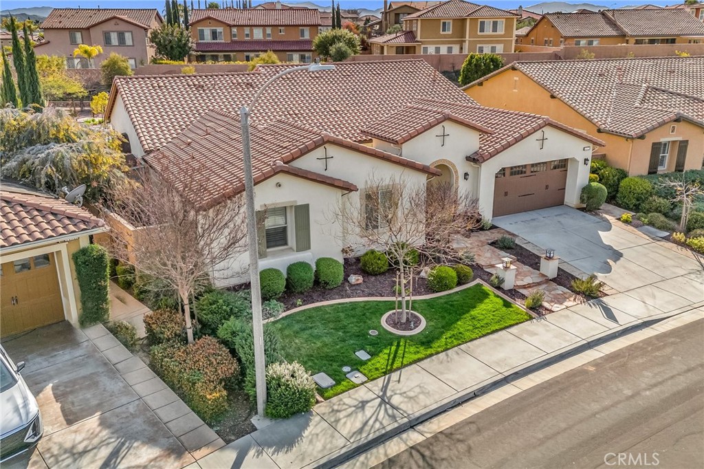 44529 Howell Mountain Street