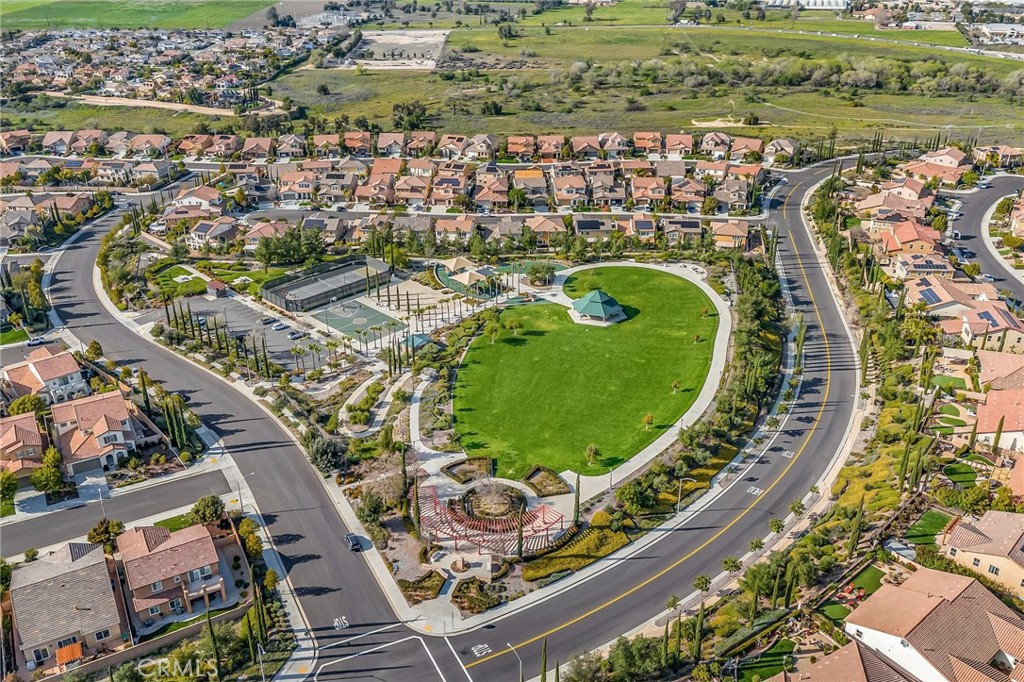 44529 Howell Mountain Street