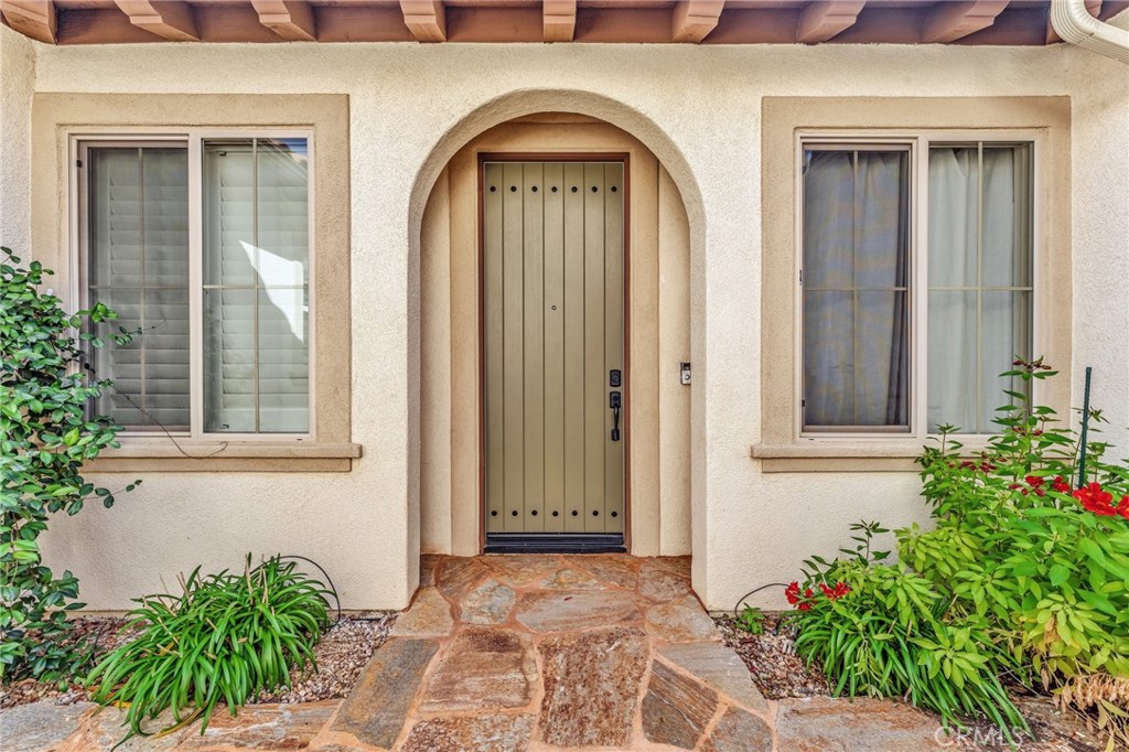 44529 Howell Mountain Street