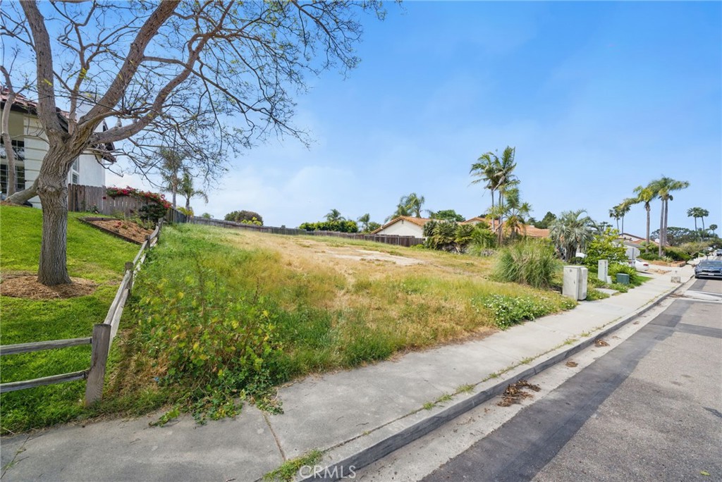 2531 Levante Street