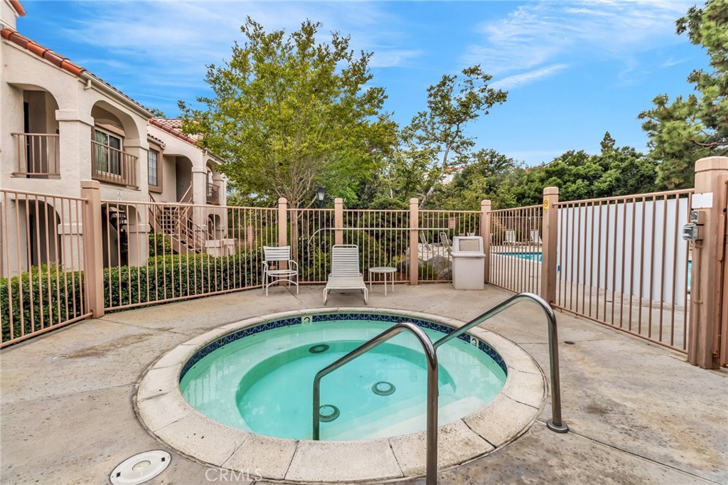 13219 Wimberly Square 306