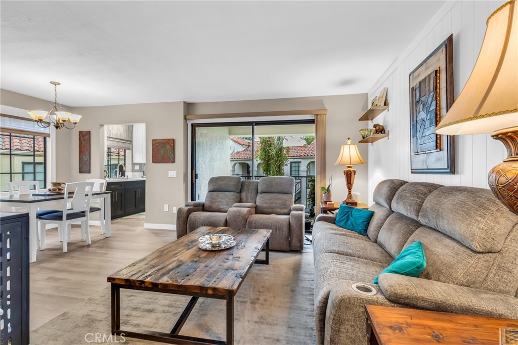 13219 Wimberly Square 306