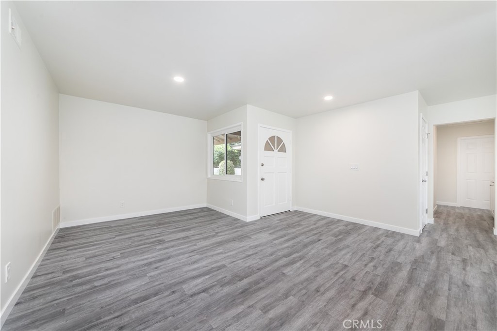 15192 Vermont Street