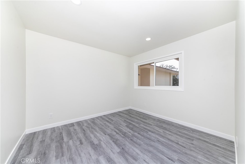 15192 Vermont Street