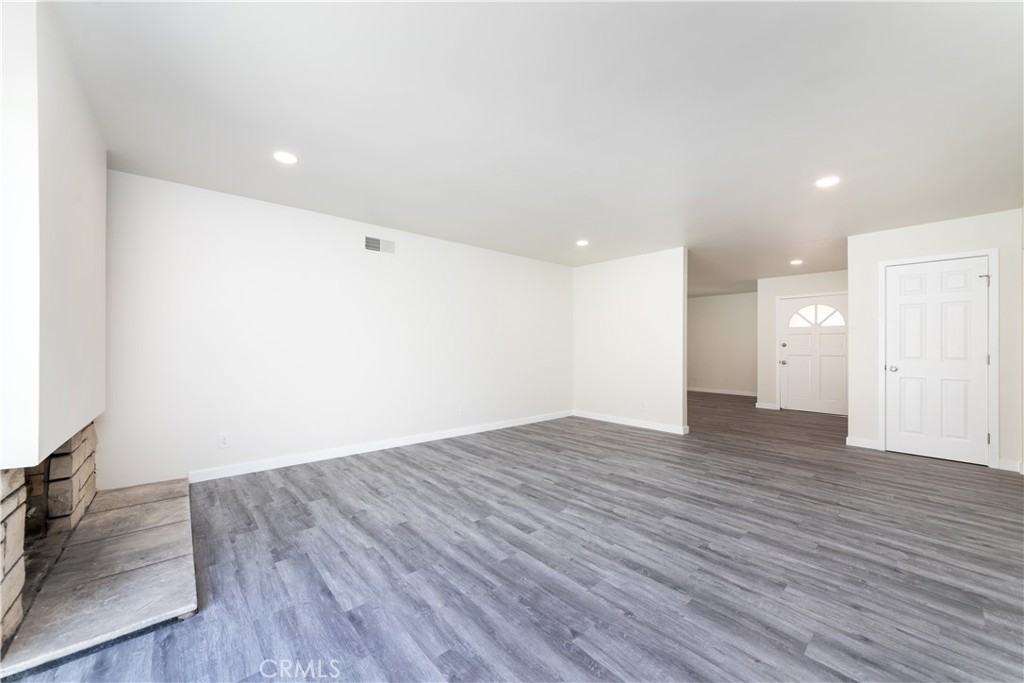 15192 Vermont Street