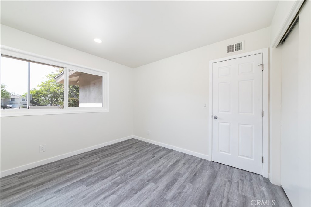 15192 Vermont Street