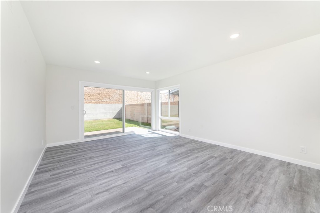 15192 Vermont Street