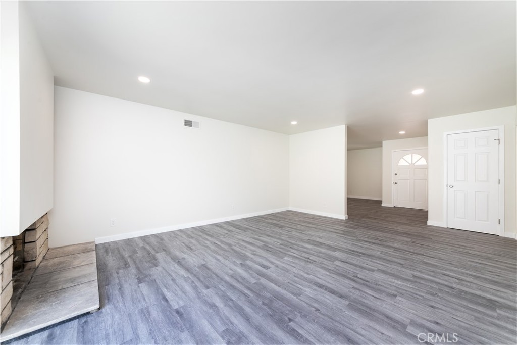 15192 Vermont Street