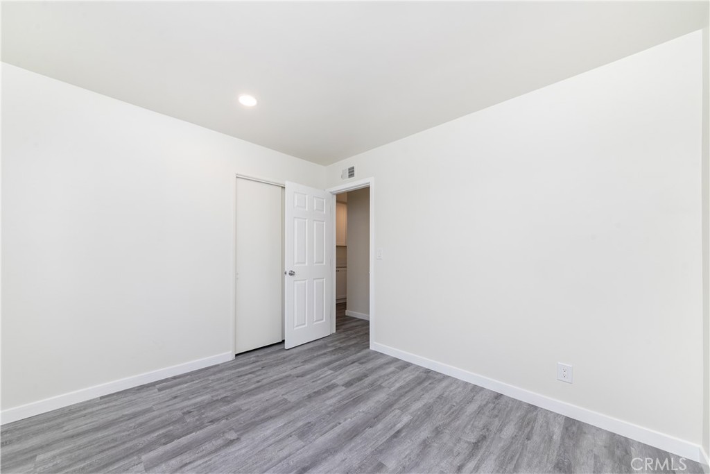 15192 Vermont Street