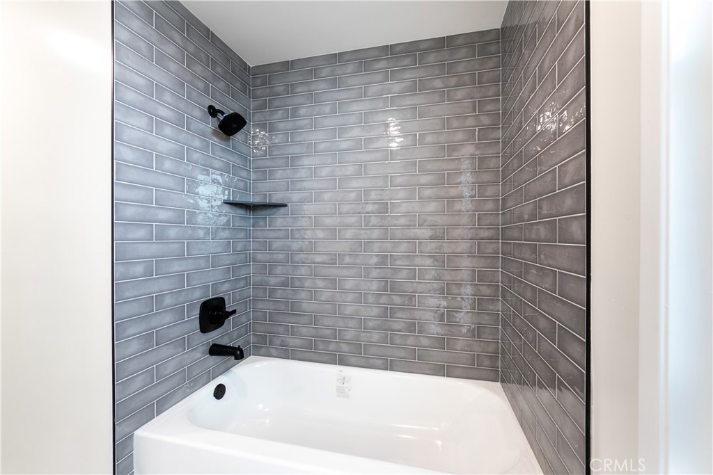 15192 Vermont Street