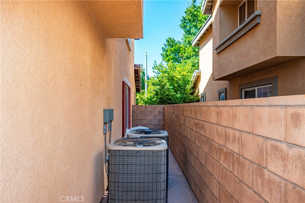 37666 Topaz Court