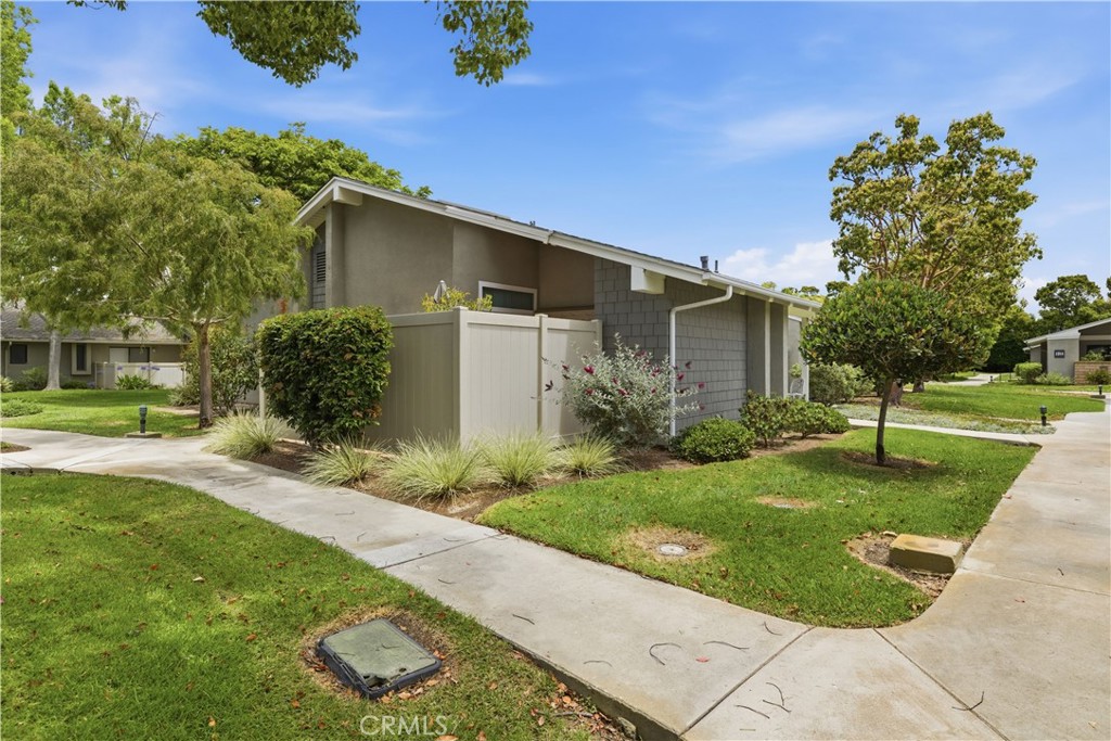 8932 Amador 1312A
