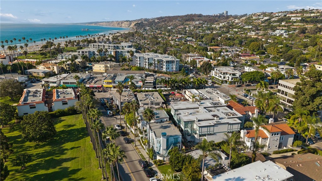 8031 Calle De La Plata