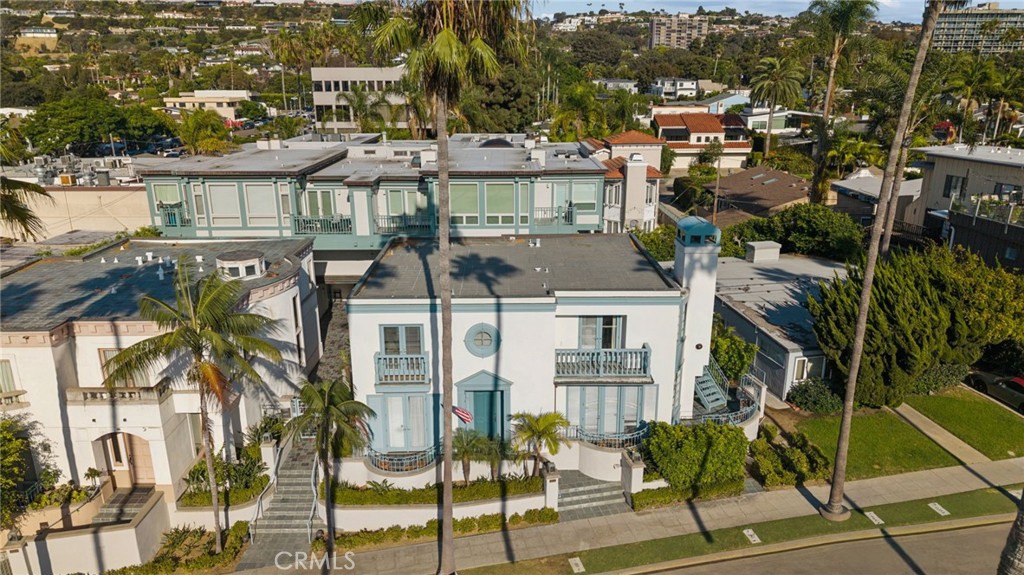 8031 Calle De La Plata