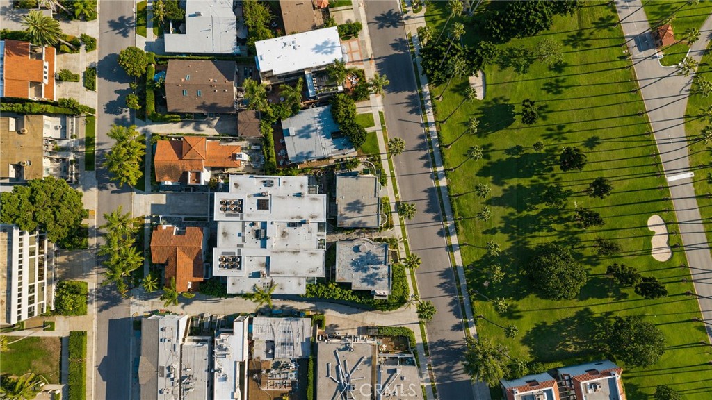 8031 Calle De La Plata