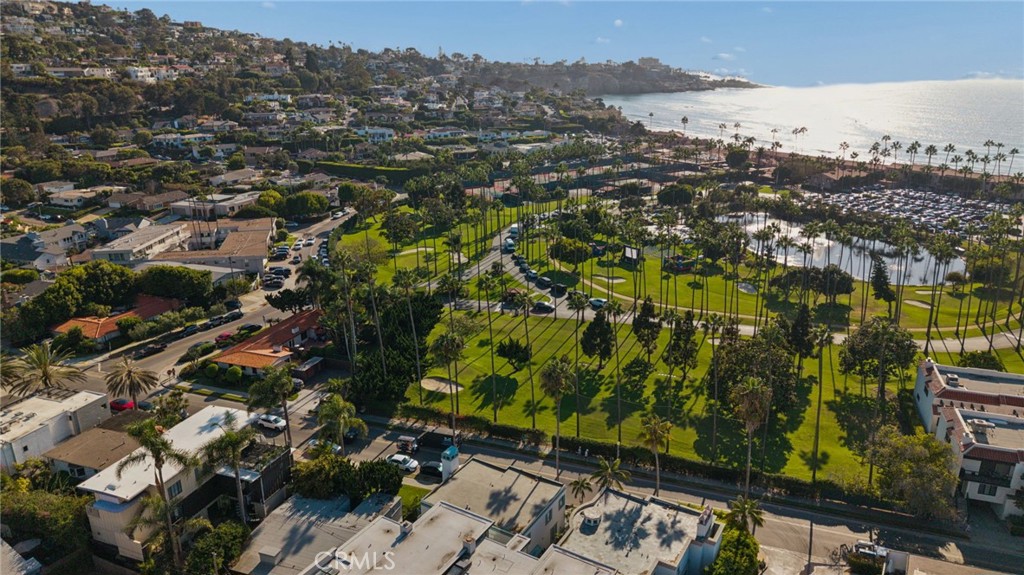 8031 Calle De La Plata