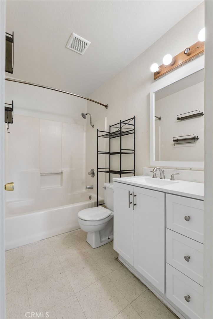 1144 S Nevada