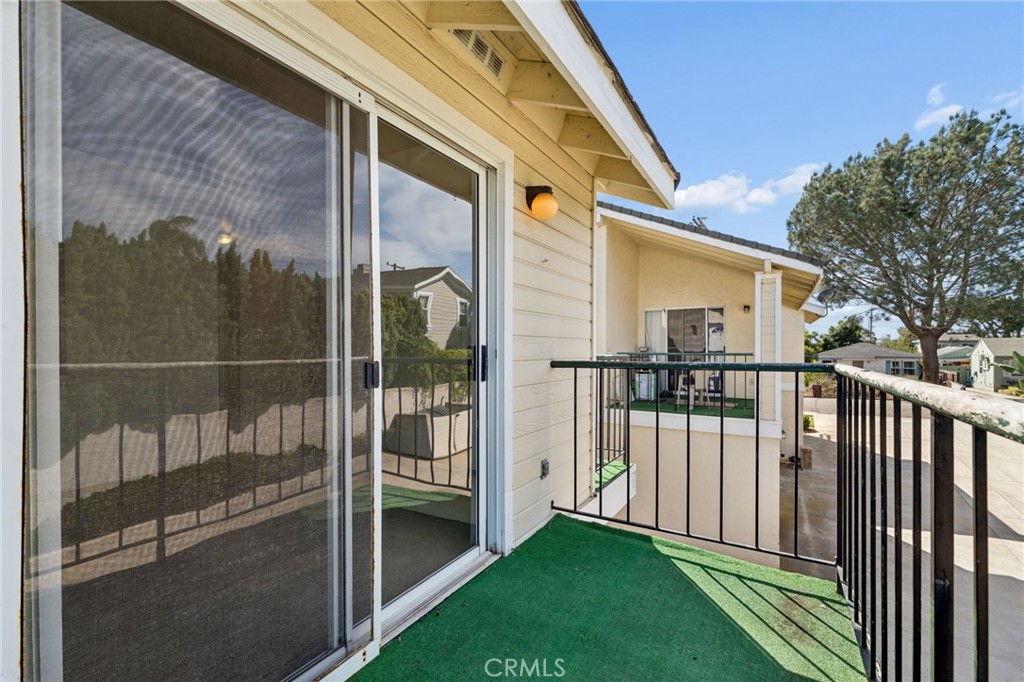 1144 S Nevada