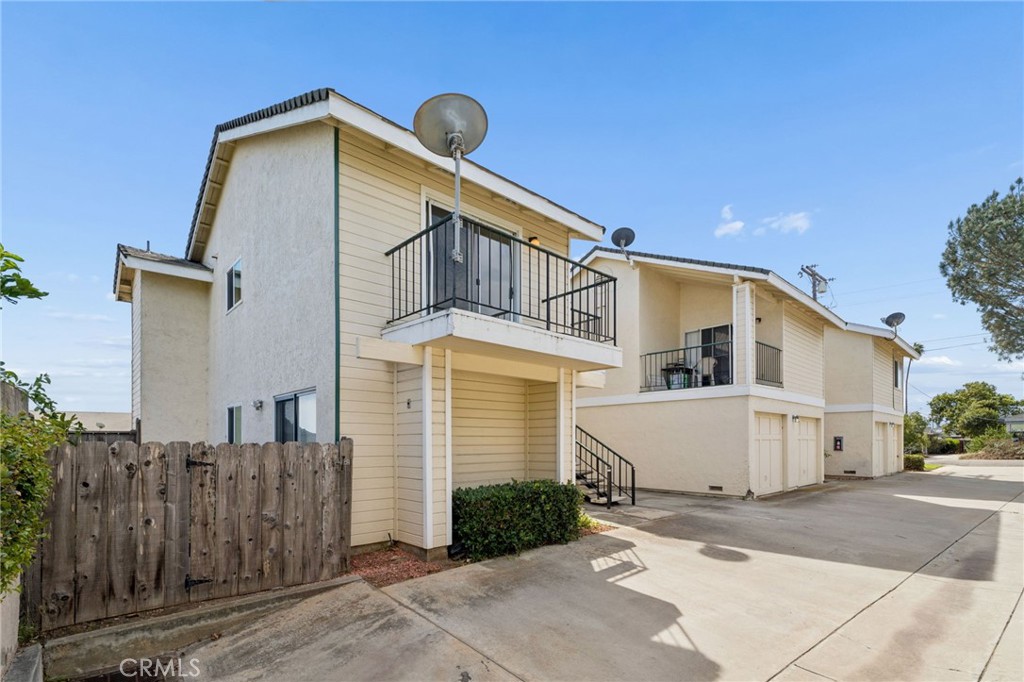1144 S Nevada