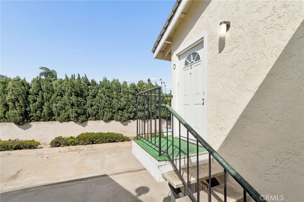 1144 S Nevada